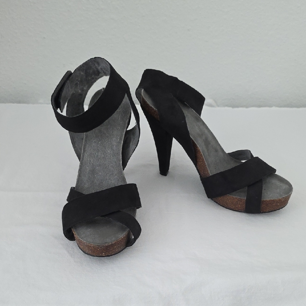 Elegant Black High Heel Sandals